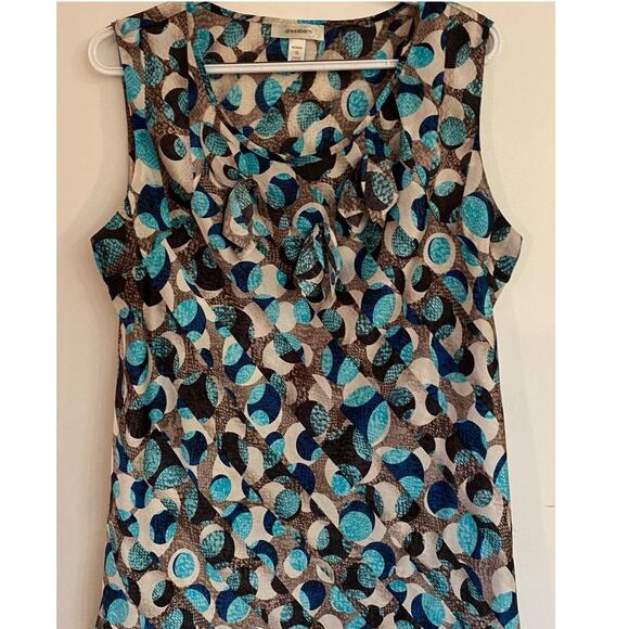 Dress Barn Women’s Sleeveless Ruffle Front Top XL - Picture 3 of 7